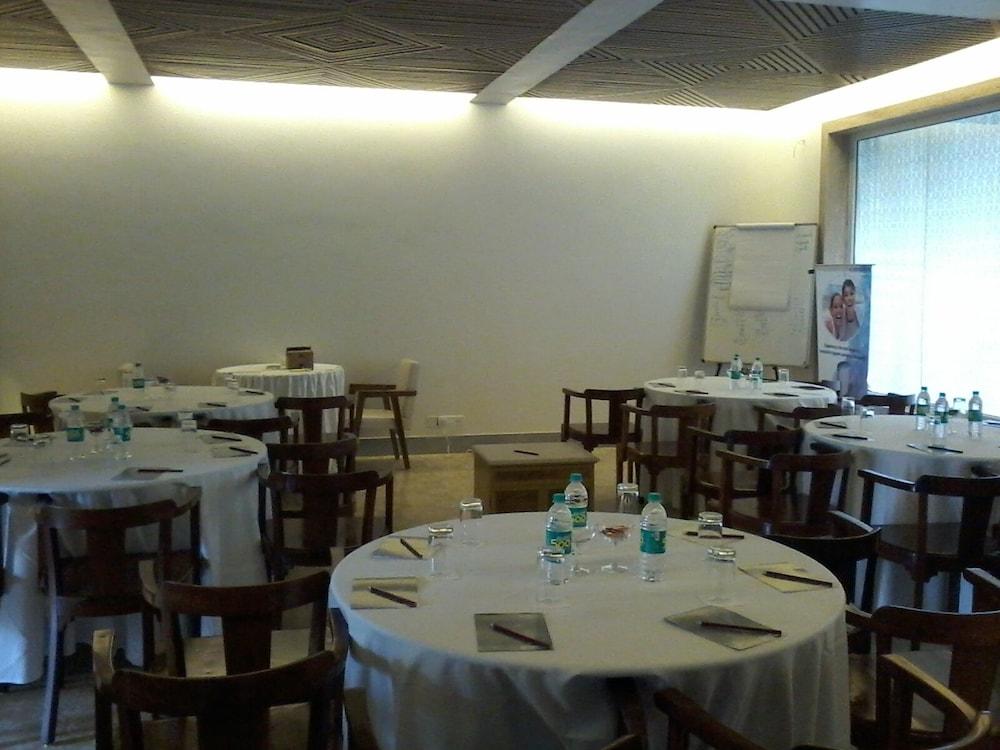 Prainha Hotel Dona Paula Exterior photo