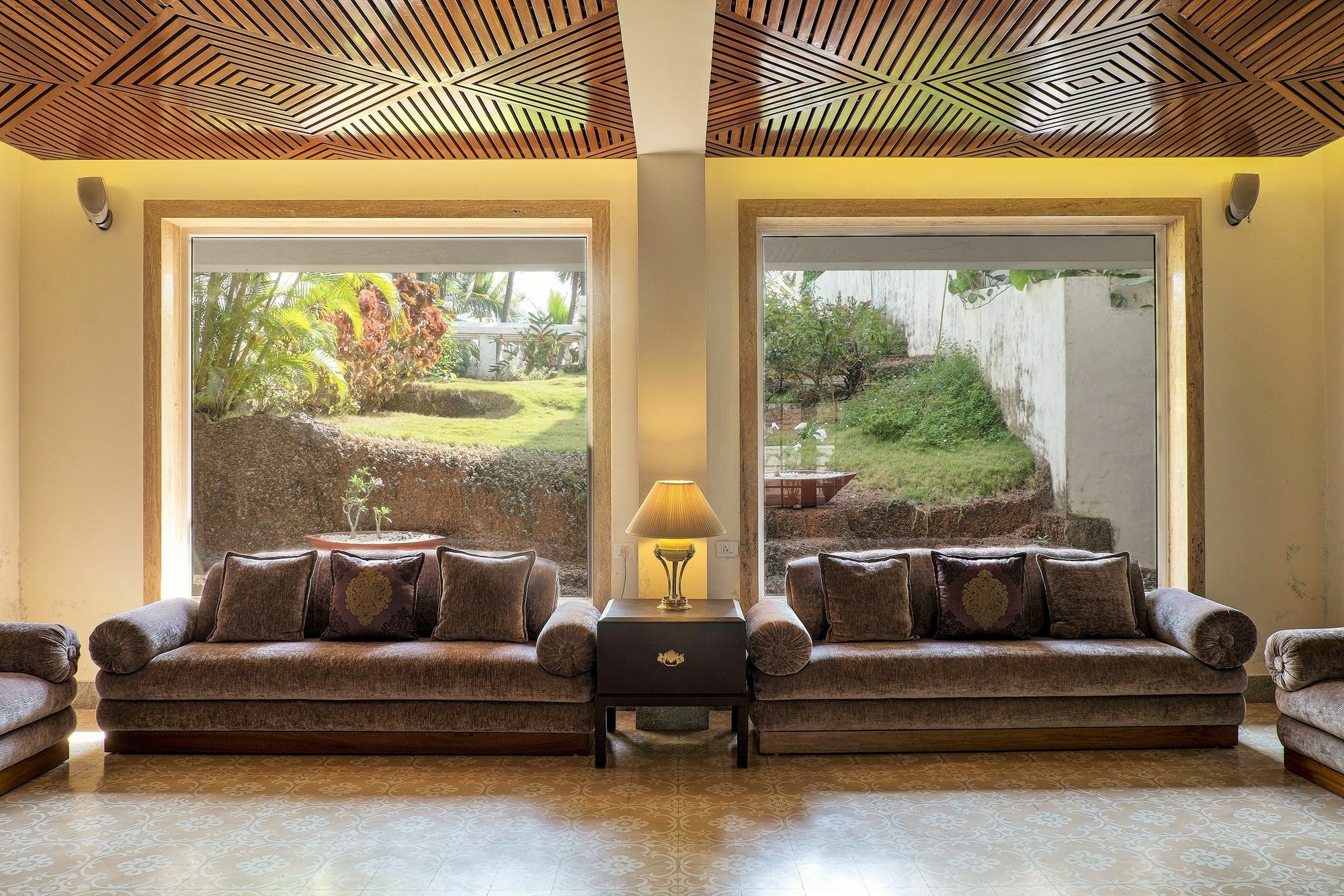 Prainha Hotel Dona Paula Exterior photo